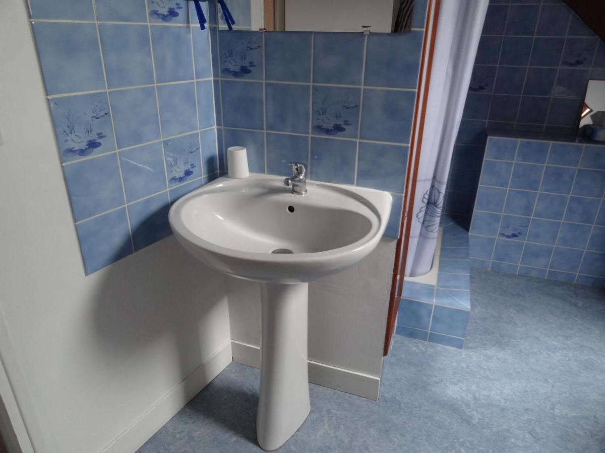 Les Voiries Chambres D'Hotes Fleury  Esterno foto
